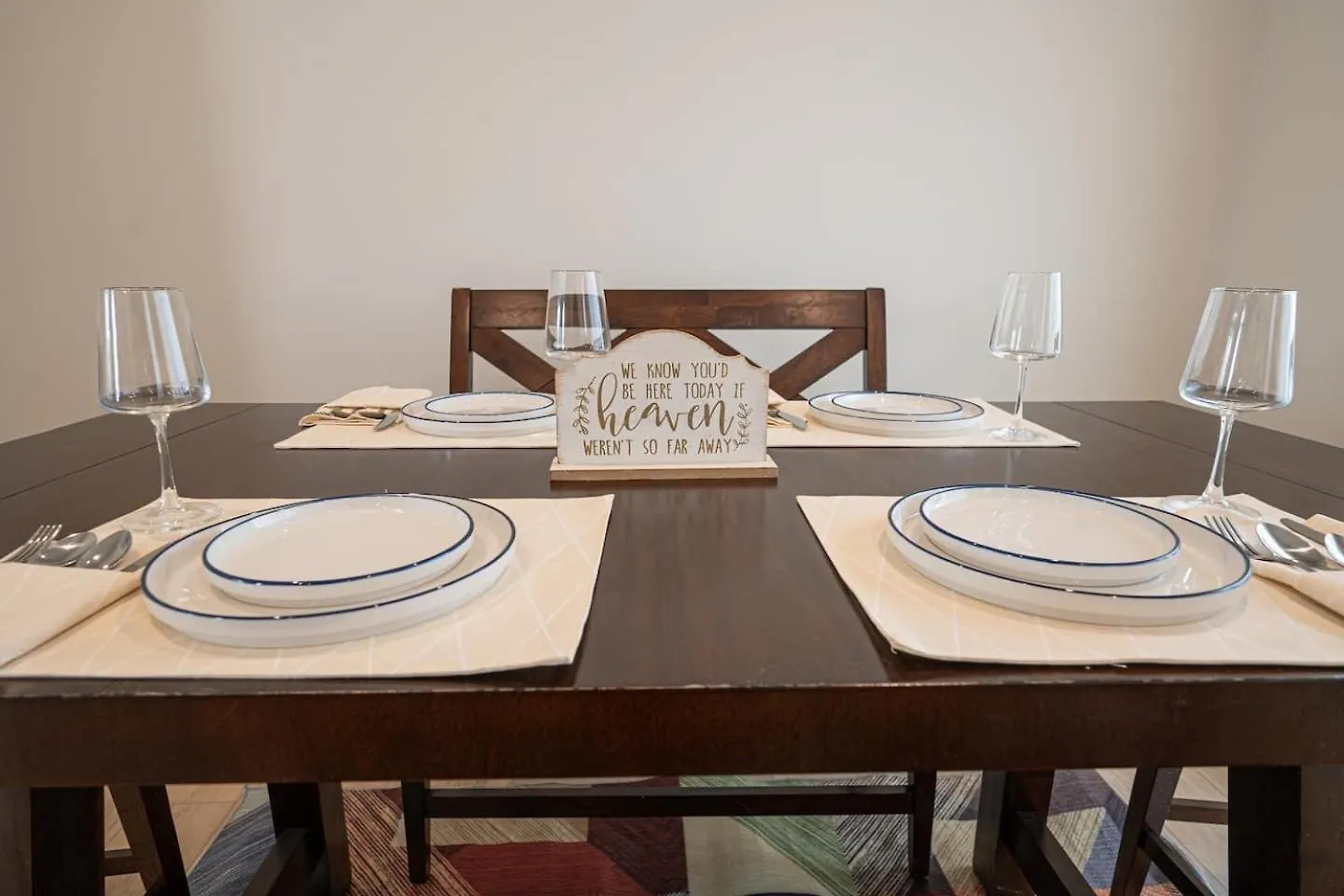 Brand-Newwi-Fipool-Tabledt3Bed Villa Charlotte